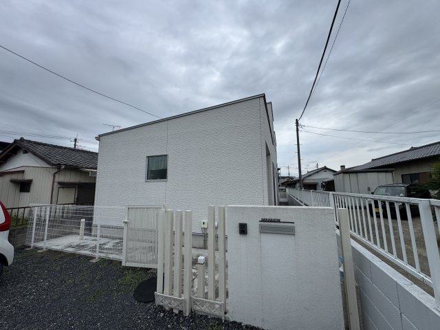 外観：311002227162