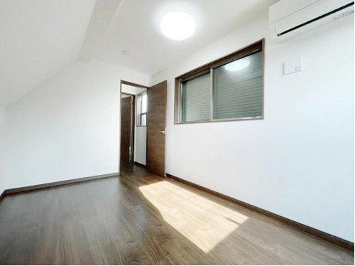 プライベート時間をゆったり過ごせる、落ち着きある住空間に仕上がっています。