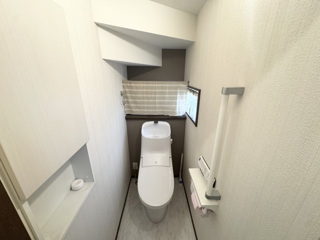 清潔感のあるトイレです