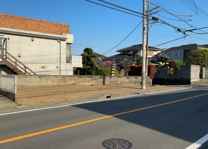 土地探しをしていると都市計画区域という言葉を目にすると思います。法律によって、都道府県知事や国土交通大臣が指定するエリアのことを指しており、都市計画区域は市街化区域と市街化調整区域に分けられています。