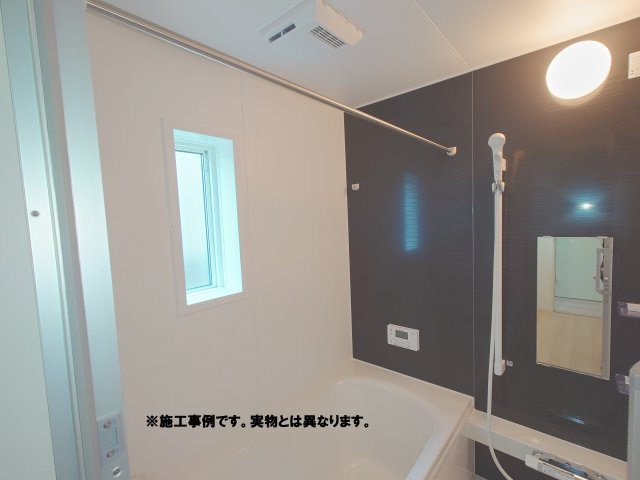 完成予想図　高断熱浴槽を使用しています。4時間たっても浴槽の湯温低下はわずか約2．5℃のため追い焚きが減り、光熱費の節約にもなる省エネ仕様です（＊＾＾）ｖ