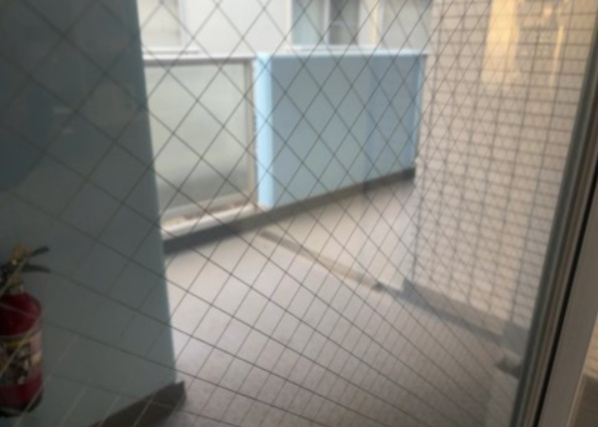 ラウンジは、マンションの共用スペースに椅子やテーブルなどを配置した利用者が寛げる空間です。屋内型ラウンジと屋外型ラウンジがあります。共用部分の管理状況と合わせて、詳細については現地でご確認ください。