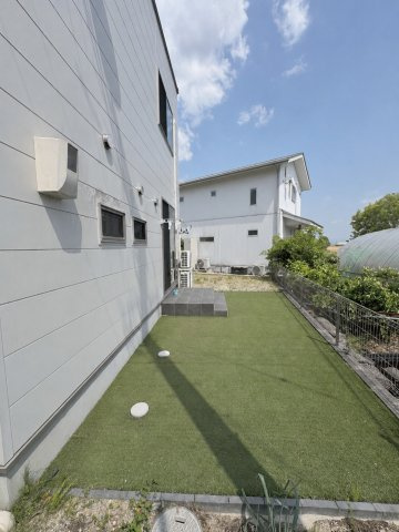 たまにはお庭で休日を過ごしてみるのもよいかもしれません