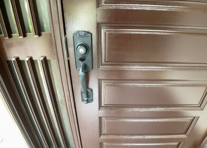 当然のことではありますが、オートロックやセンサーライト、ホームセキュリティーなどの防犯設備があれば、小さいお子様がいるご家庭も安心ですよね！まず物件購入の際は、防犯設備もチェックするようにしましょう。