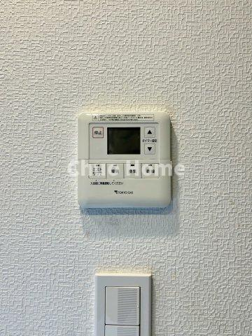 【浴室乾燥機】ミストサウナ・暖房・冷風・換気・乾燥が可能です。毎日を快適に過ごせるうれしい機能が揃っています。雨の日の洗濯物も安心です。