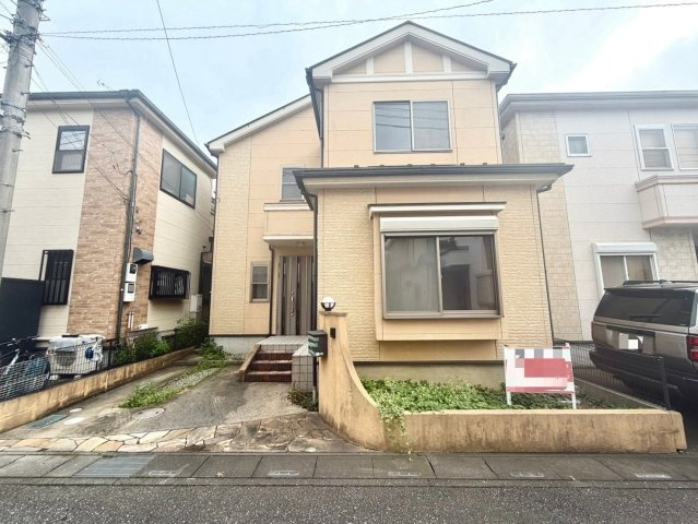 全居室に収納がある3LDK！キッチン・洗面・浴室がワンフロアにまとまり、家事がスムーズにこなせる間取りです。2026年8月リフォーム済み！青柳小学校まで徒歩約7分(500ｍ)、お子様の通学に安心！