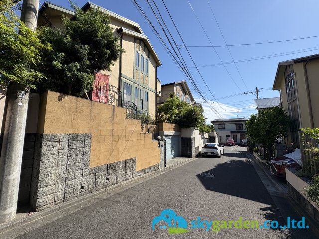 鵠沼らしい、落ち着きある閑静な住宅地　綺麗な旧開発分譲地