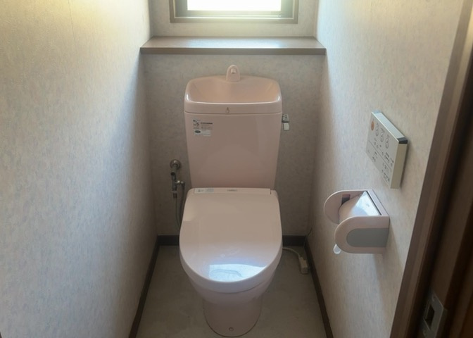 トイレは大きさや形、機能、抗菌性などが異なる多種多彩なタイプが各メーカーから出ています。それぞれに良さがあるため、事前にどういったタイプのトイレがいいのかをご家庭内で決めて、内見に行くといいでしょう。
