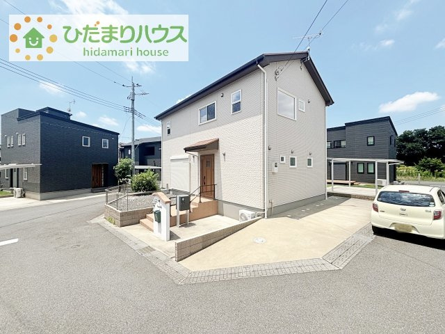 牛久駅徒歩16分で通勤・通学も安心です(*^^*)