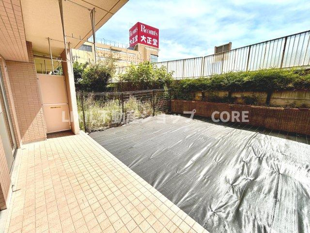 洗濯物が多い家族でも安心のワイドタイプのテラスを採用！洗濯物も乾きやすいと思います。