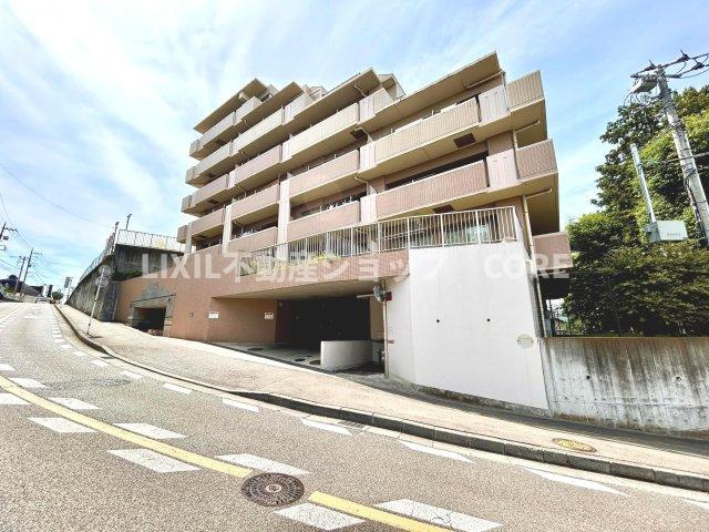 大切なペットと一緒に暮らせるマンションです（細則有）詳細はお気軽にお問い合わせください。