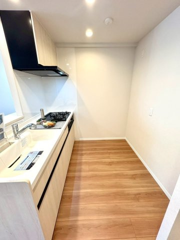 見た目もすっきり、作業もスムーズにこなせる空間です。