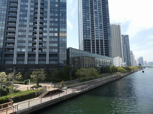 運河側