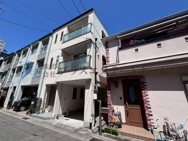 スーパーまで徒歩約3分♪コンビニまで徒歩約1分♪