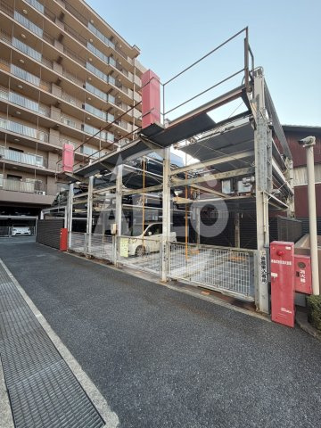 グランアッシュ新深江　機械式駐車場