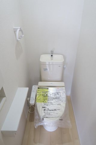 【新潟市東区紫竹 第13 2号のトイレ】