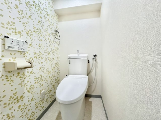温水洗浄便座付2021年に新しく交換したトイレです。