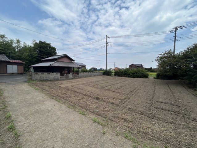 広々とした敷地約90坪！建築条件なし・お好きなハウスメーカーで建築可能です！当社無料の間取り作成も承ります！お気軽にお問い合わせください！