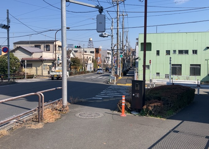 眺望を気にして物件を探す場合、前面に建物が建っていないか現地で確認しましょう！前面に建物があると景色はもちろん、日当たりや風通しにも影響が出てきます。住んだ時のことを想像しながら現地見学をしましょう。