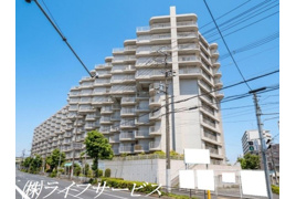 エバーグリーン淀川4号館の外観