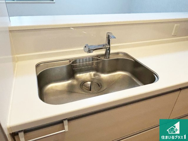 広々としたシンクで食器洗いも楽々！