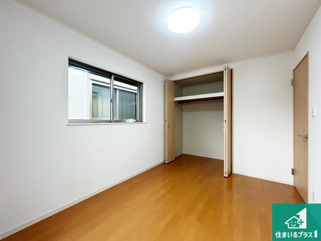 収納スペースが充実しているので子供の成長に合わせてたくさん収納ができます！家族構成に合わせた様々な活用ができる収納！