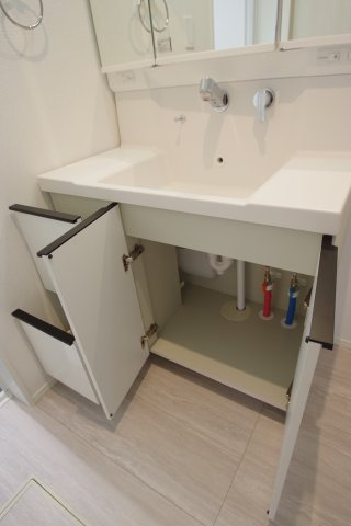 同仕様写真（内観）