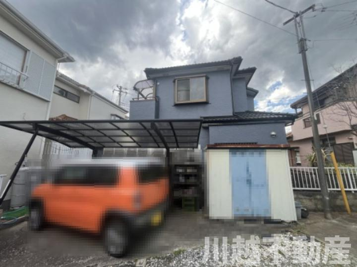 東側は隣地ですが、空地が広がるために日当たり風通し良好です