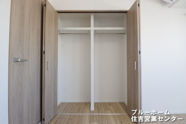 洋室にある収納です！