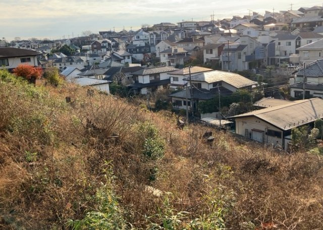 土地探しをしていると都市計画区域という言葉を目にすると思います。法律によって、都道府県知事や国土交通大臣が指定するエリアのことを指しており、都市計画区域は市街化区域と市街化調整区域に分けられています。