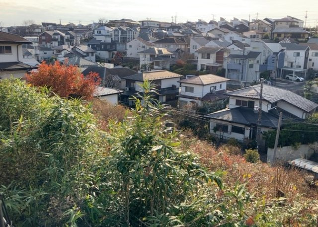 家を建てる前提で土地を探している場合、地盤の丈夫さは譲れない条件の一つです。地盤が脆弱だと追加工事が必要となります。また、過去に地盤沈下や液状化現象を起こした土地は、できるだけ避けた方がいいでしょう。