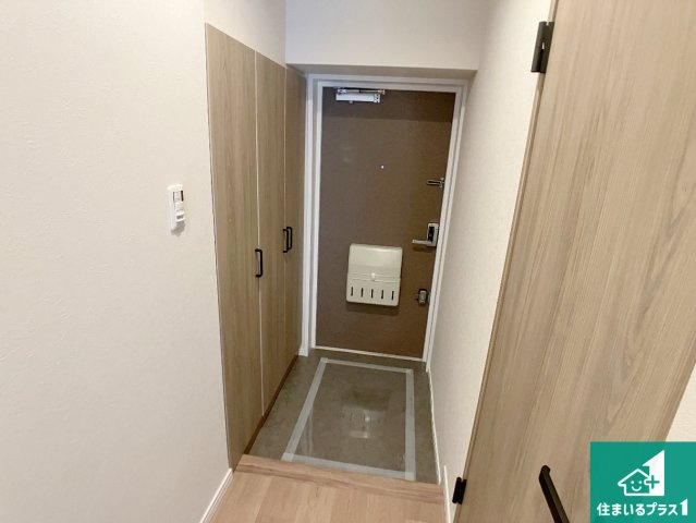 シューズボックスにはたくさんの靴が収納できるので玄関周りはいつもスッキリ！ご家族が増えても安心！