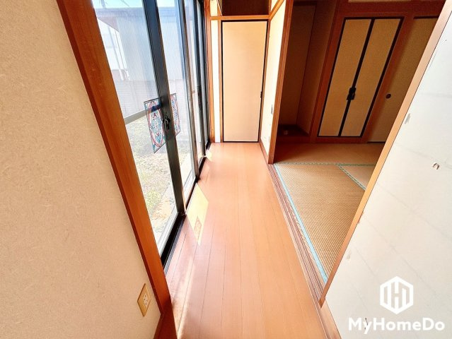 どこか懐かしく温もりのある空間です