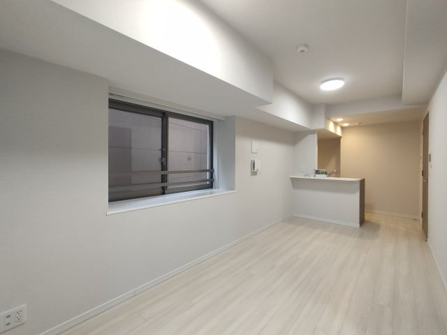 【LDK　約8.0帖】