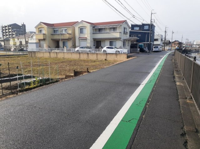 前面道路含む現地写真