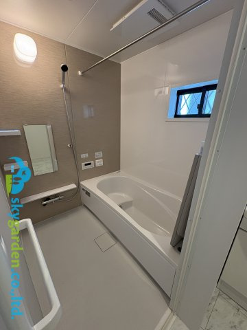 日々の疲れを癒すお風呂付です