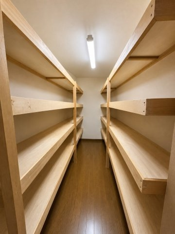 ※掲載の室内写真は、AI加工により家具・小物を消去したものです。現況を優先します。