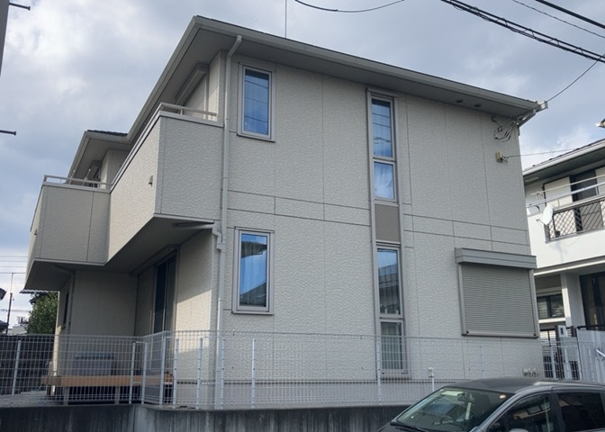 隣家の土地はどうなっているのか、生活利便施設が近くにあるのか、学校まで近いかなど、お客様のライフスタイルにあわせたイメージが重要です。また、近くにあると困る施設が近くにないかも確認するといいでしょう。