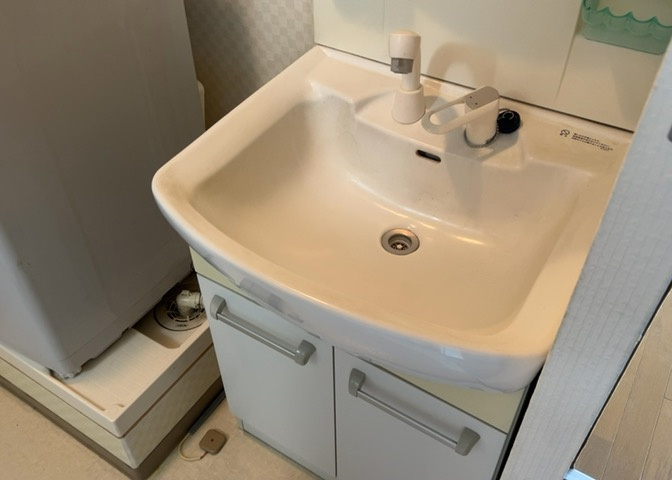 洗面化粧台では顔を洗ったり、身だしなみを整えることが本来の使い方ですが、用途によっては洗面化粧台に求められる機能が違ってくるため、ご自身や家族のライフスタイルに合ったものを選ぶことをおすすめ致します。