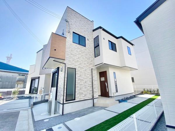 外観：327001643409