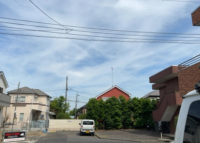 物件の詳細については、現地を見てわかること以外に、役所や法務局などで調べないとわからないことがあります。そのため、現地に行く場合は、もしこの物件を買ったらどのような生活ができるかをイメージしましょう。