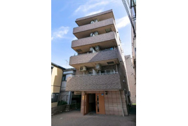 レガリアスパシエ目白の外観