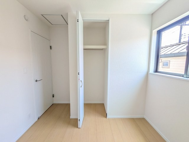～収納力の高いクローゼット完備～