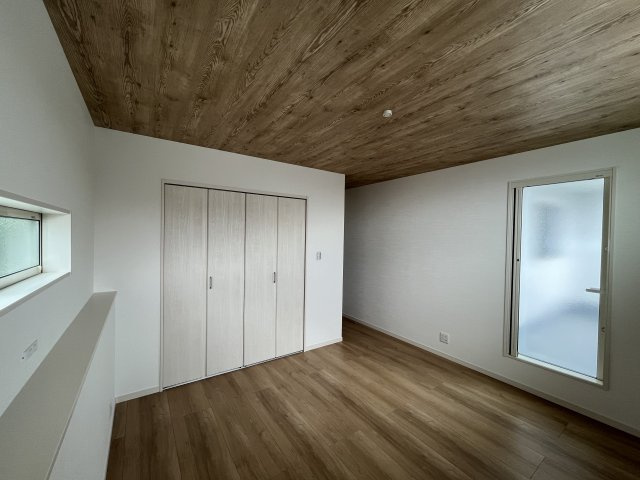 洋室8.02帖は主寝室にいかがでしょうか。