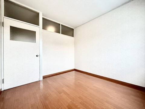 北側4.5畳和室