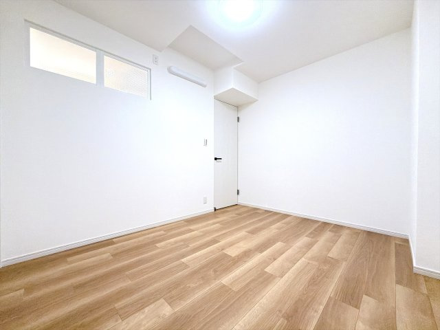 サービスルームの別角度になります♪