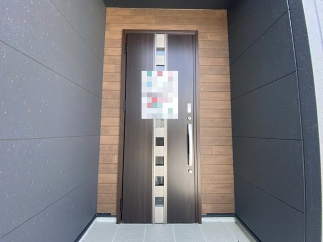 便利な玄関ポーチ☆