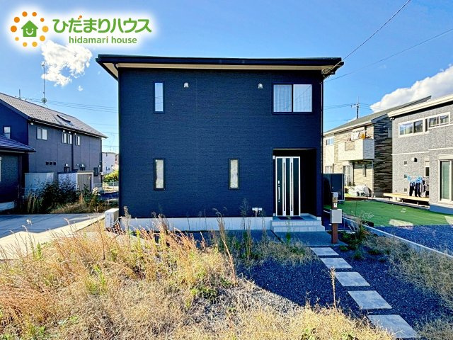 周囲の環境に馴染みやすいスタイリッシュな外観です。