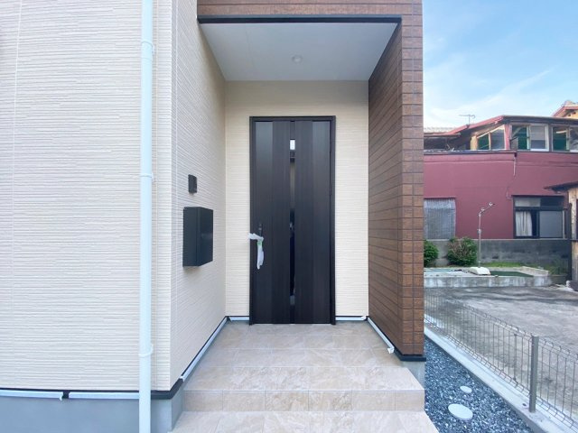 ディンプルキー採用で防犯も安心です（施工例）