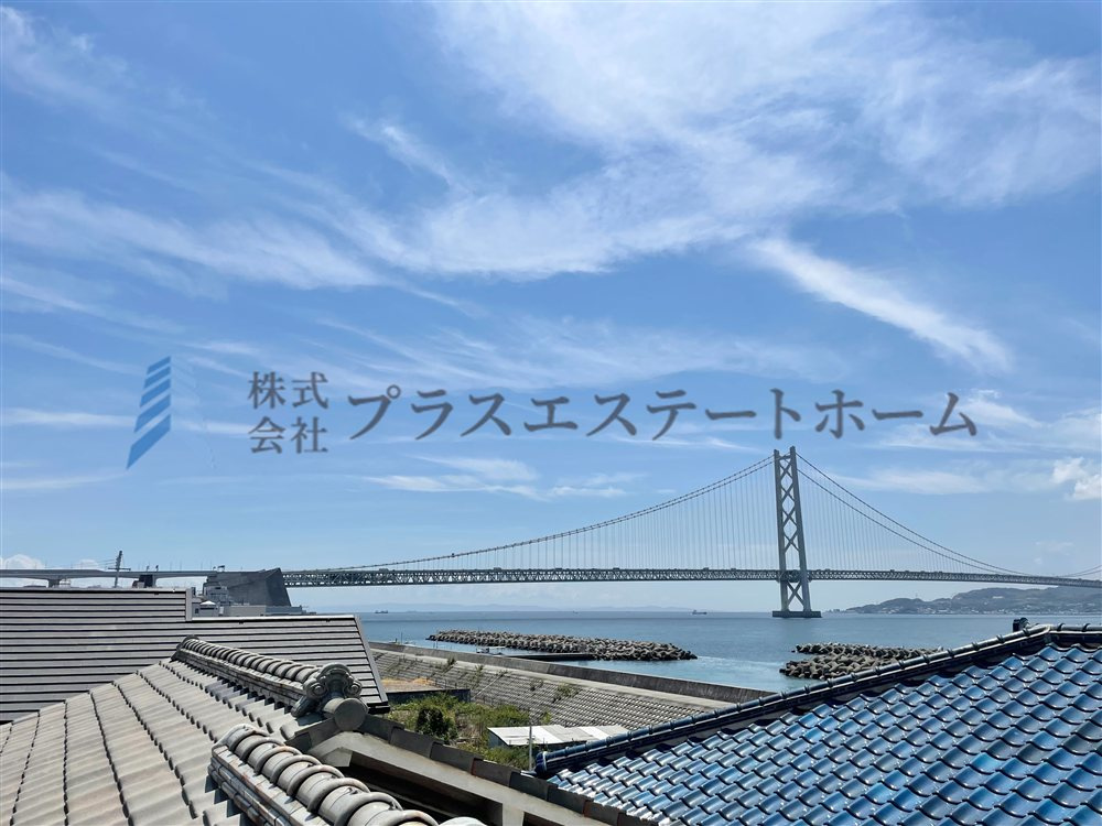 淡路島と明石海峡大橋を望む、豊かな自然に恵まれた環境♪